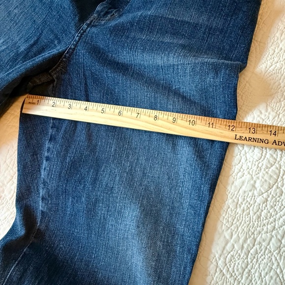 Ralph Lauren Elegant Dark Blue Flare Jeans with embroidered legs. size 14 - Picture 5 of 8